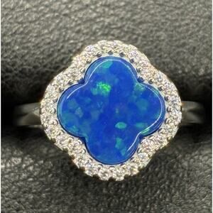 New Condition Sterling Silver Cubic Zirconia Lab Blue Opal Clover Ring Size 7